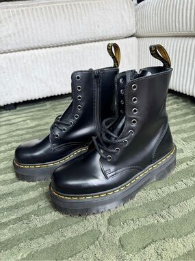 Pristine Condition Dr.Martens Jaden Flatform Leather Boots in Black